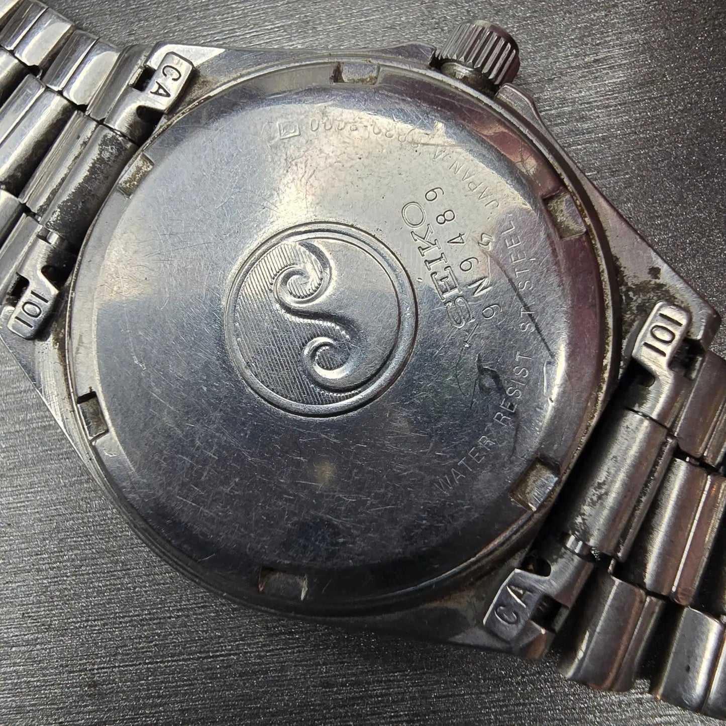 Seiko SilverWave Watch Men 36mm Silver Dial Silver Tone Daydate 8229-8000 NewBat10