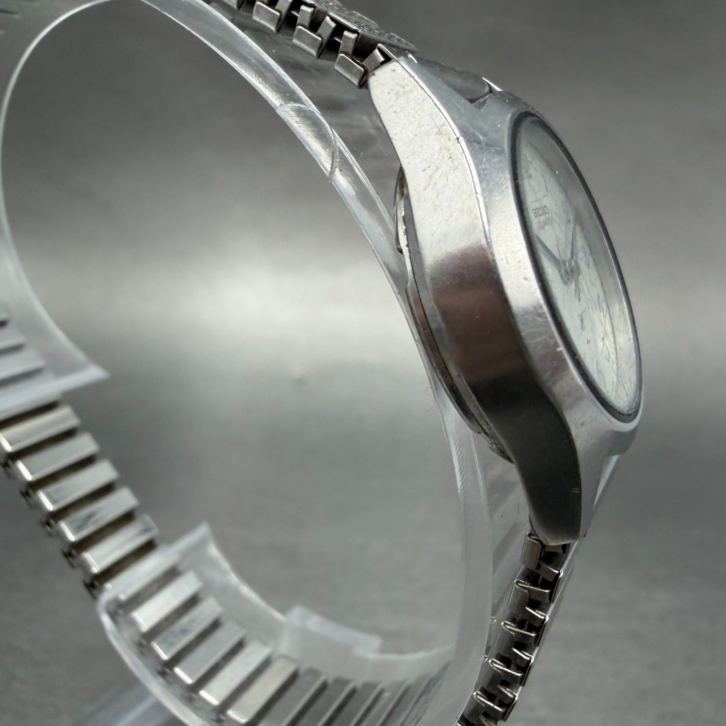 Seiko Watch Women 24mm Silver Dial Silver Tone Round 2621-0100 New Battery3