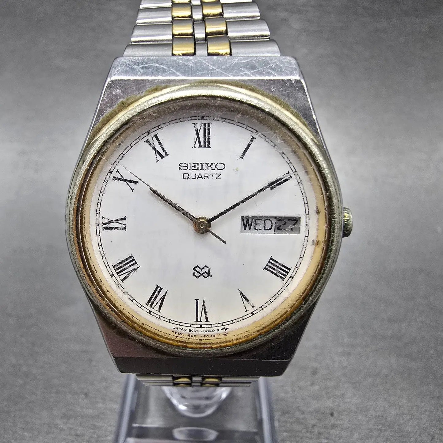 Seiko SQ Watch Men 31mm White Dial Two Tone Daydate Round 8C23-6020 PARTS0
