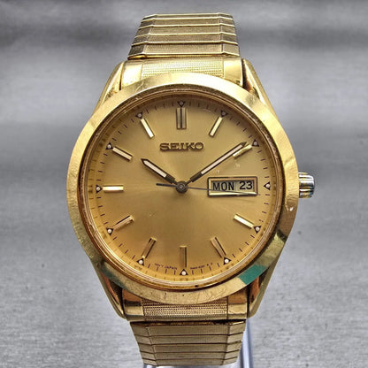 Seiko Watch Men 37mm Gold Dial Gold Tone Daydate Round 7N43-9070 New Battery VTG0