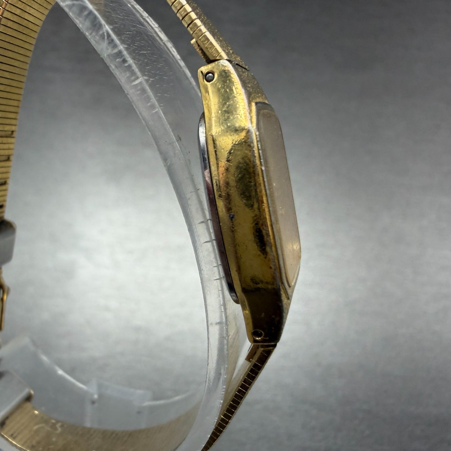 Seiko Tank Watch Women 17mm Champagne Dial Gold Tone 2P21-5080 New Battery3