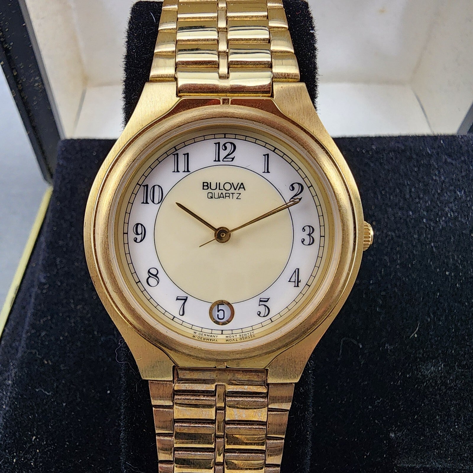 Bulova Watch Men 32mm White Dial Gold Tone Date Round 92B72 New Batt NOS1