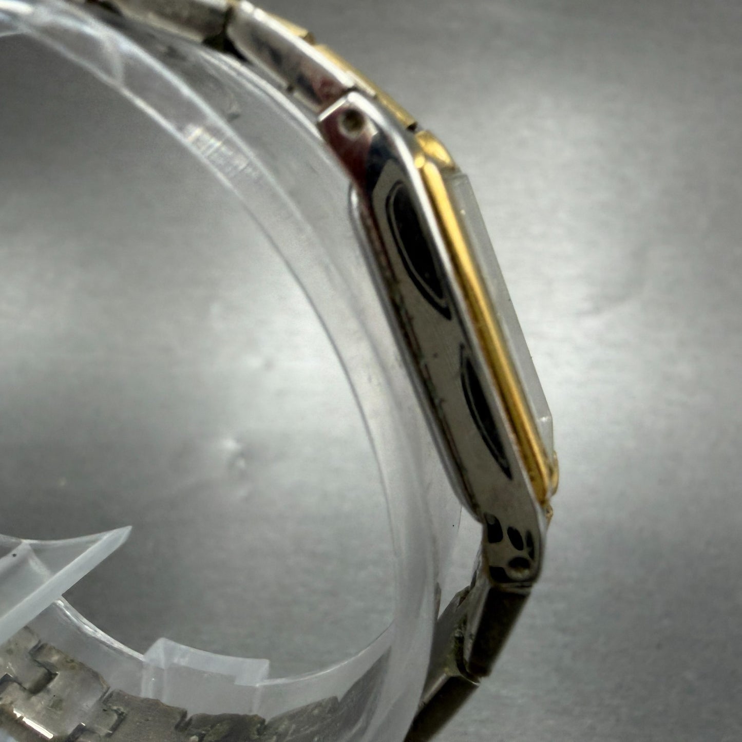 Seiko Tank Watch Women 13mm White Dial two Tone Rectangle 2E20-0AY0 New Battery53