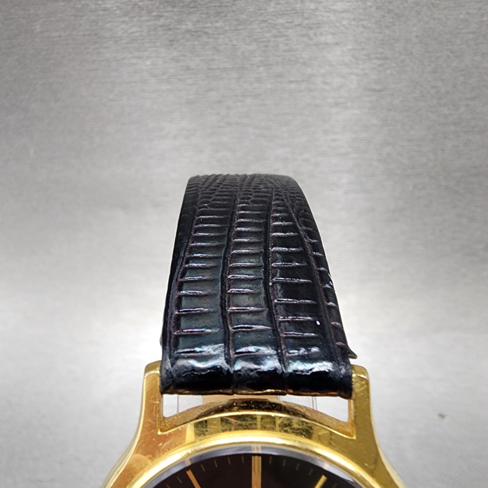 Seiko Watch Men 34mm Black Dial Gold Tone Round V7008A10 Leather PARTS5