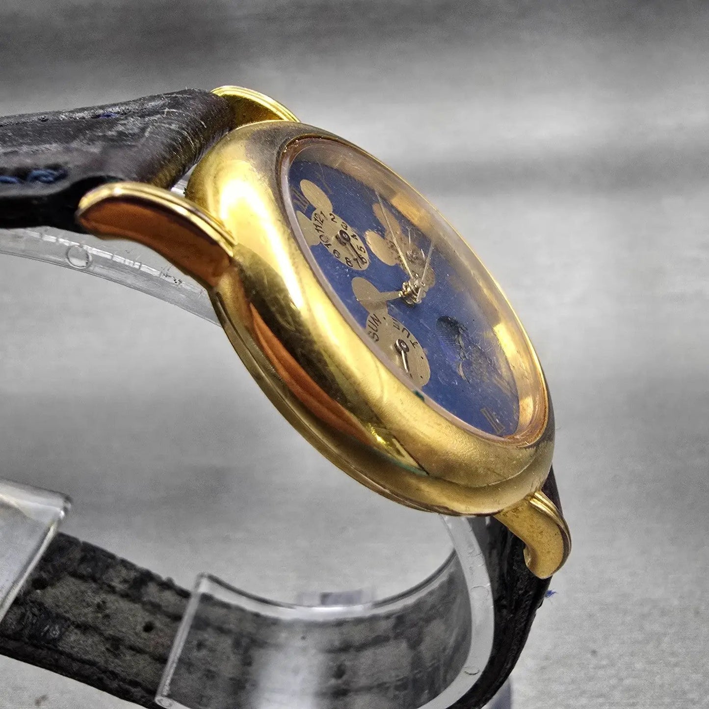 Lorus Mickey Mouse Watch Men 33mm Blue Dial Gold Sun Moon V33F-6C40 New Battery3