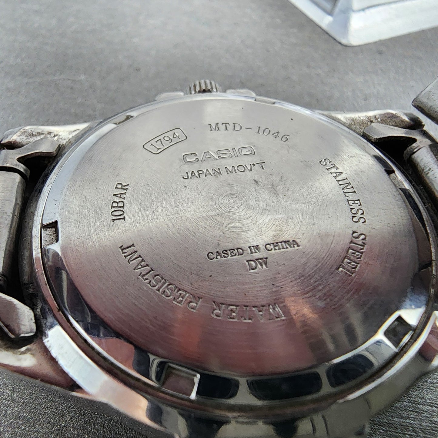 Casio MTD1046 Dive Watch Men 38mm Silver Dial Silver Tone Daydate PARTS10