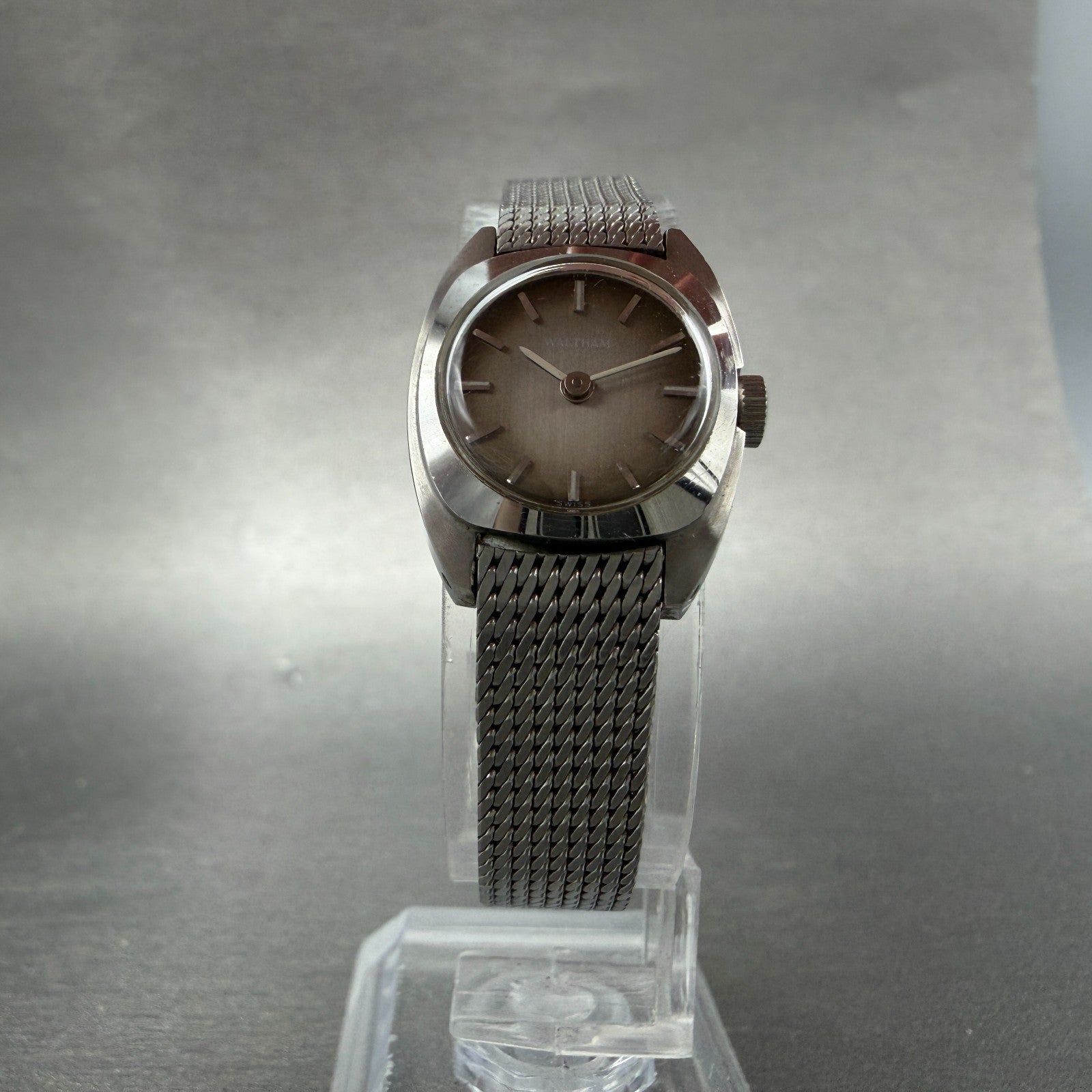 Waltham Watch Women 19mm Gray Dial Steel Manual Wind Mesh Band Round Manual VTG6