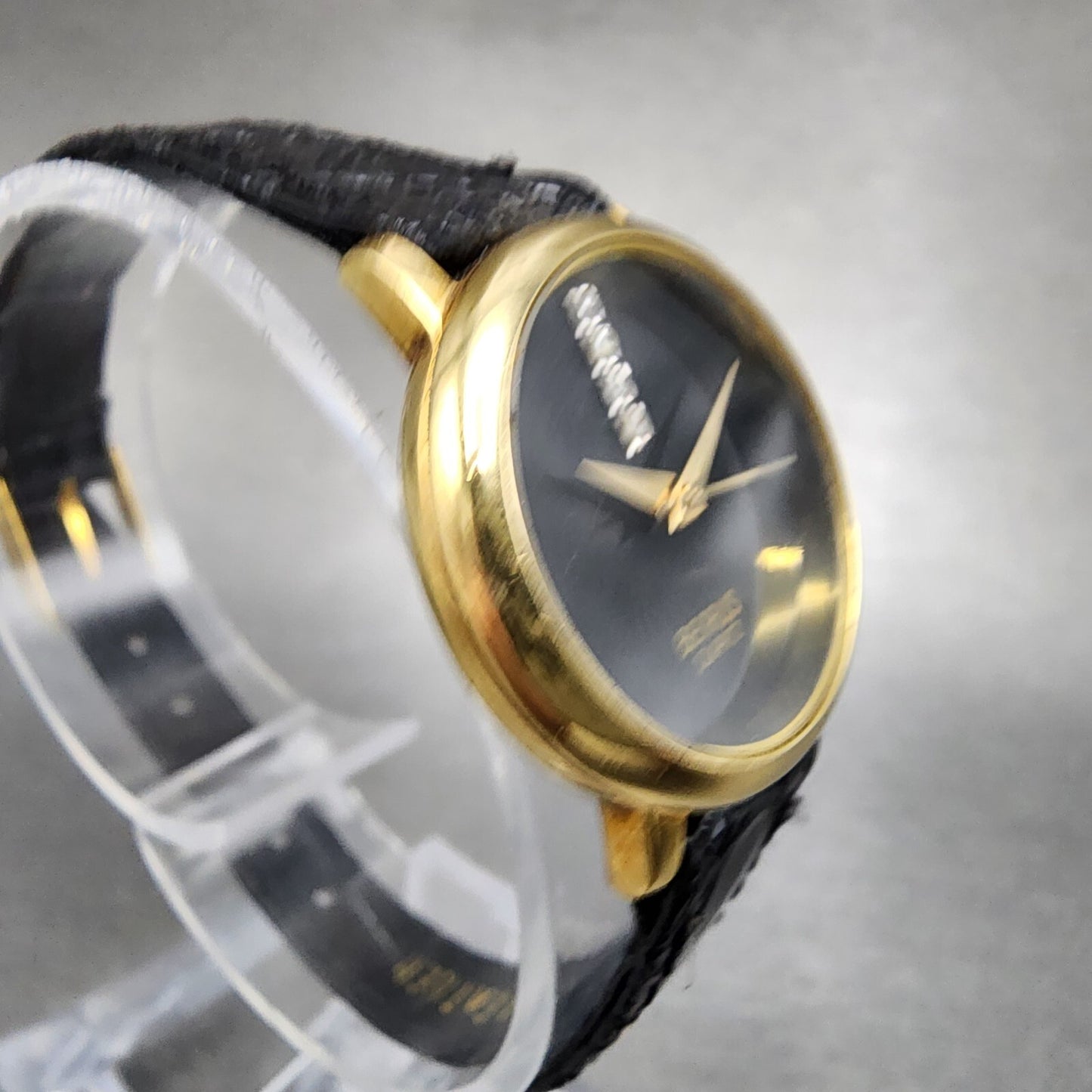 Benrus Watch Women 24mm Black Dial Gold Tone Round Diamond Accents New Battery3