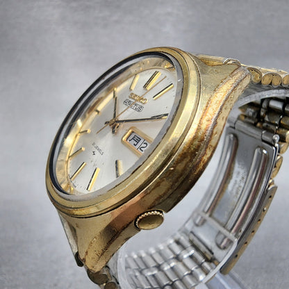 Seiko 5Actus Watch Men 37mm Silver Dial Gold Tone Daydate 7019-7060 Runs