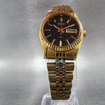 Seiko SQ Watch Women 24mm Black Dial Gold Tone Daydate Round 3Y030169 New Batt5