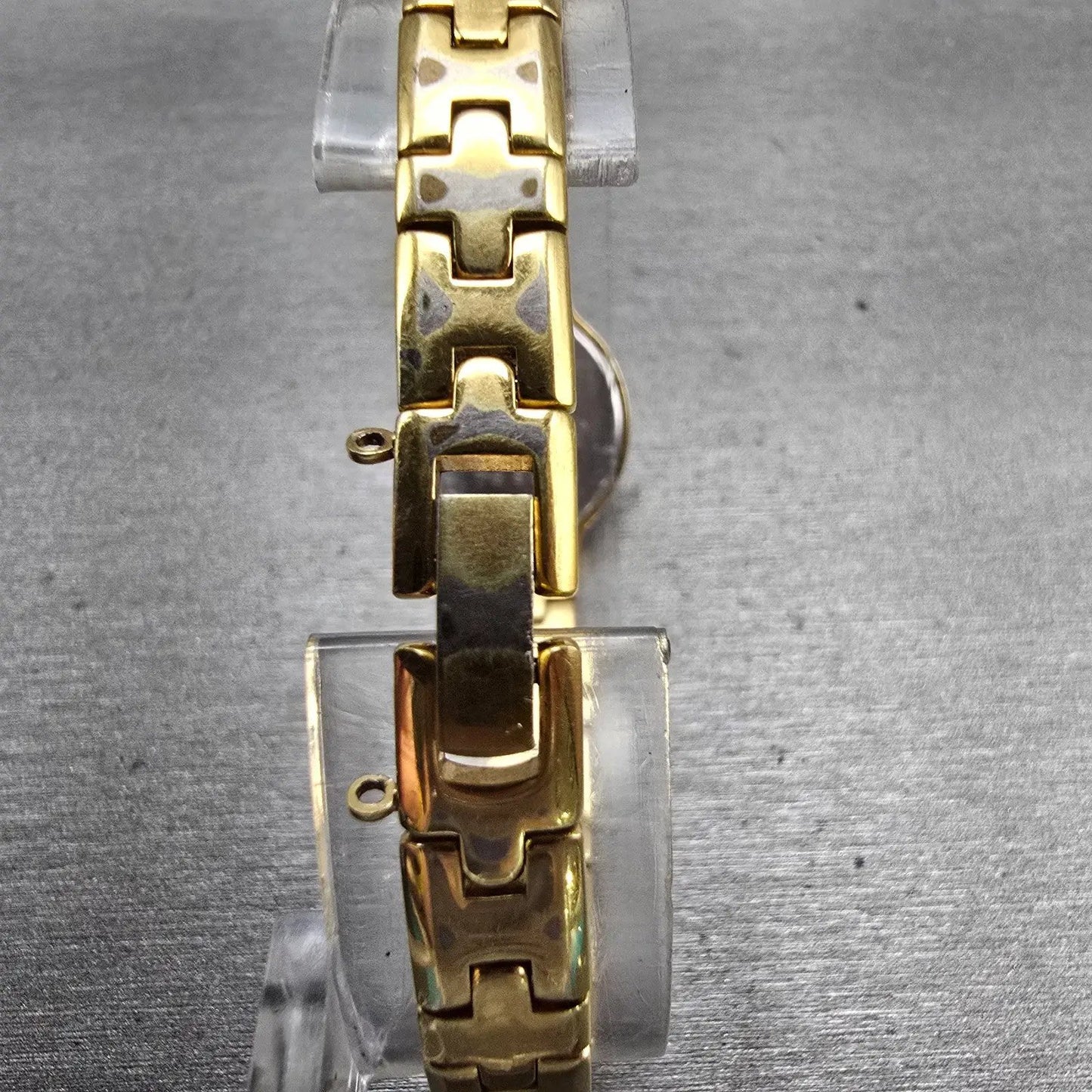 Seiko Watch Women 18mm Black Dial Gold Tone Oval 2Y00-5A90 New Battery Vintage7