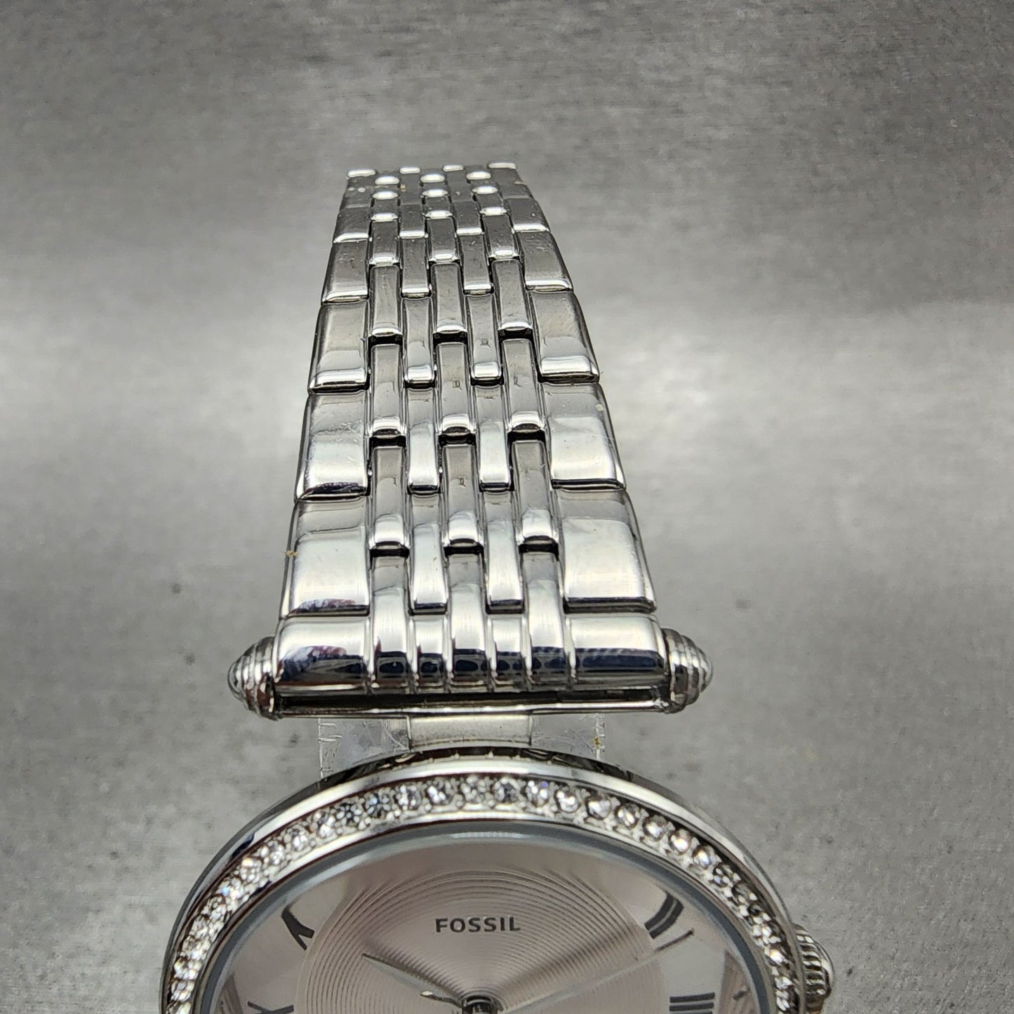 Fossil Lyric Watch Women 32mm Silver Dial Silver Tone ES4712 New Battery4