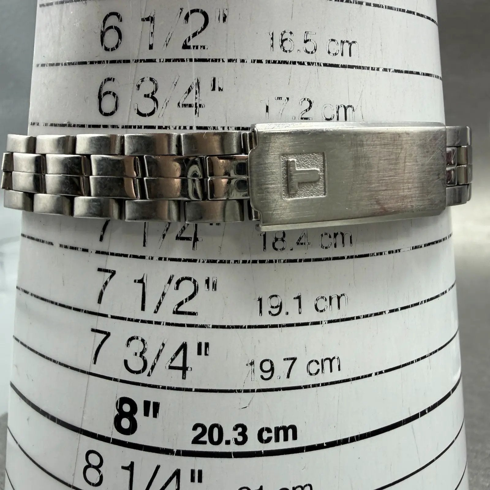 48524118