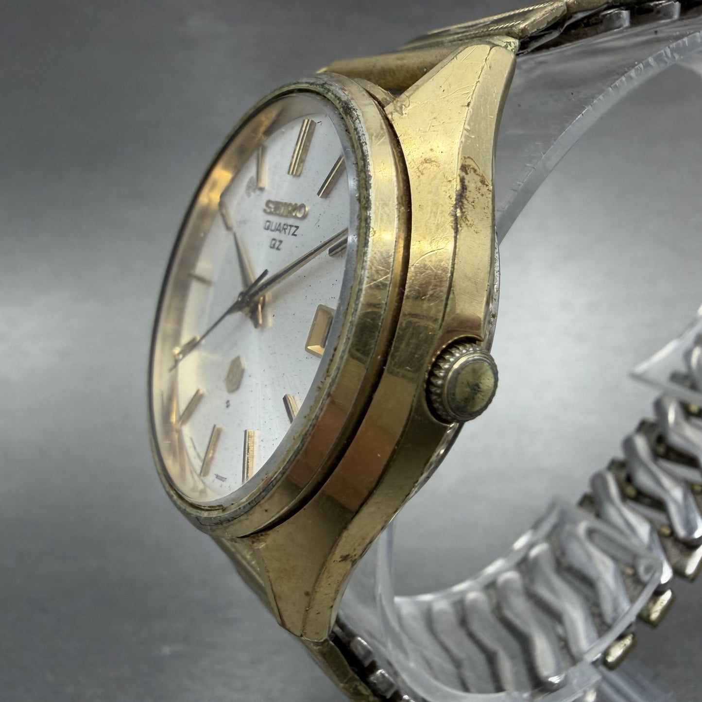 Seiko QZ Watch Men 36mm Silver Dial Gold Tone Date Round 0922-8000 PARTS3