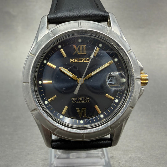 Seiko Perpetual Calendar Watch Men 38mm Black Dial Steel Date 8F32-0079 New Batt0