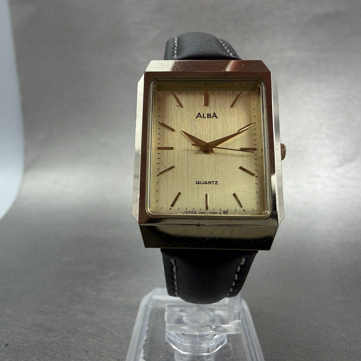 Seiko Alba Tank Watch Unisex 25mm Champagne Dial Gold Tone V801-5100 NewBattery5