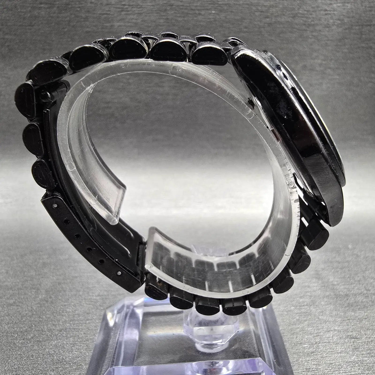 Seiko Alba Watch Men 34mm White Dial Black Tone Date Round 7N32-K004 New Battery8