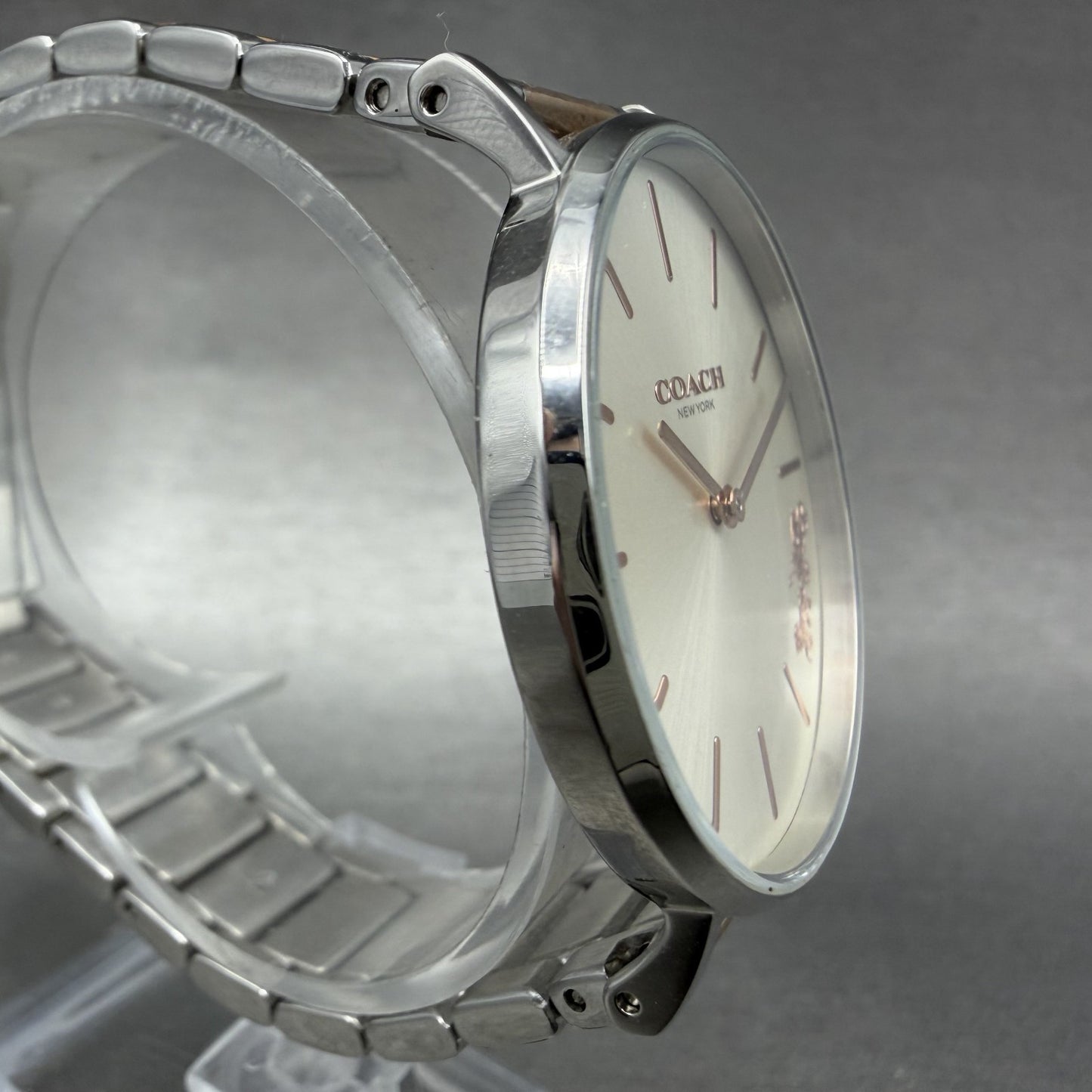 Coach Perry Watch Women 36mm White Dial two Tone Round Bracelet New Battery3