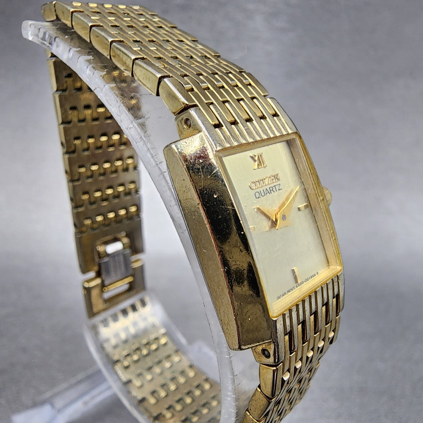 Citizen Tank Watch Women 17mm Champagne Dial Gold Tone Rectangle New Battery3