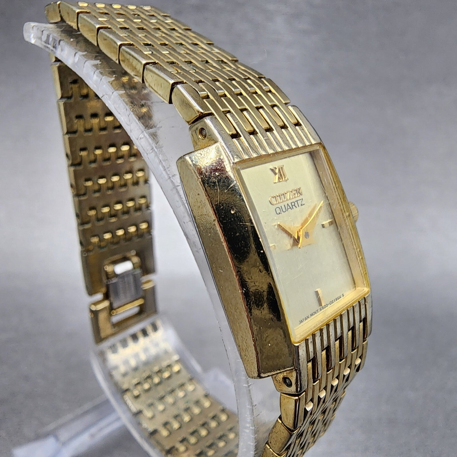 Citizen Tank Watch Women 17mm Champagne Dial Gold Tone Rectangle New Battery3