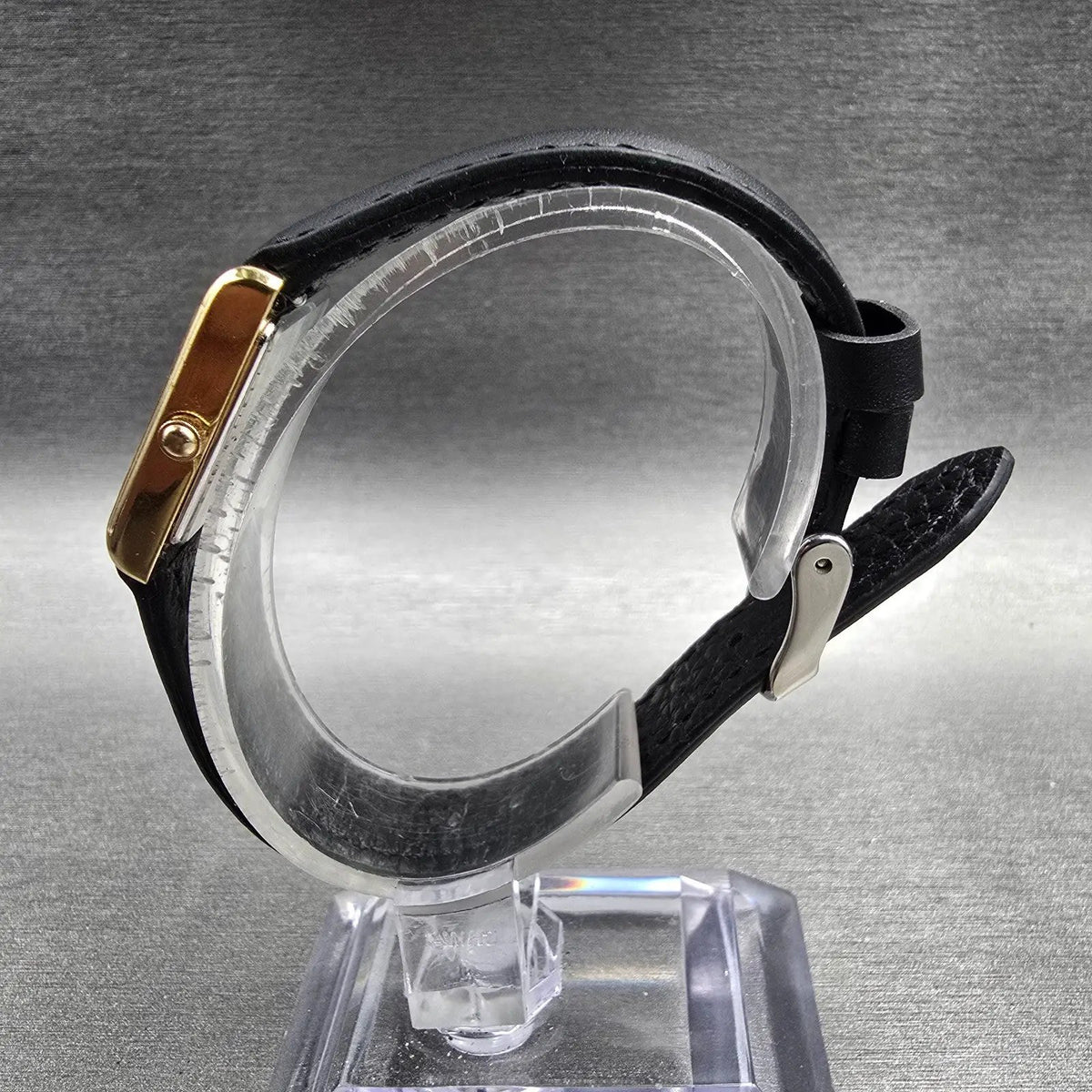 Seiko Tank Watch Women 18mm White Dial Gold Tone Rectangle 1N01-5A40 New Battery6