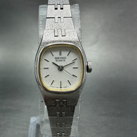 Seiko Watch Women 17mm Silver Dial Silver Tone Oval 7321-5399 New Battery TG60