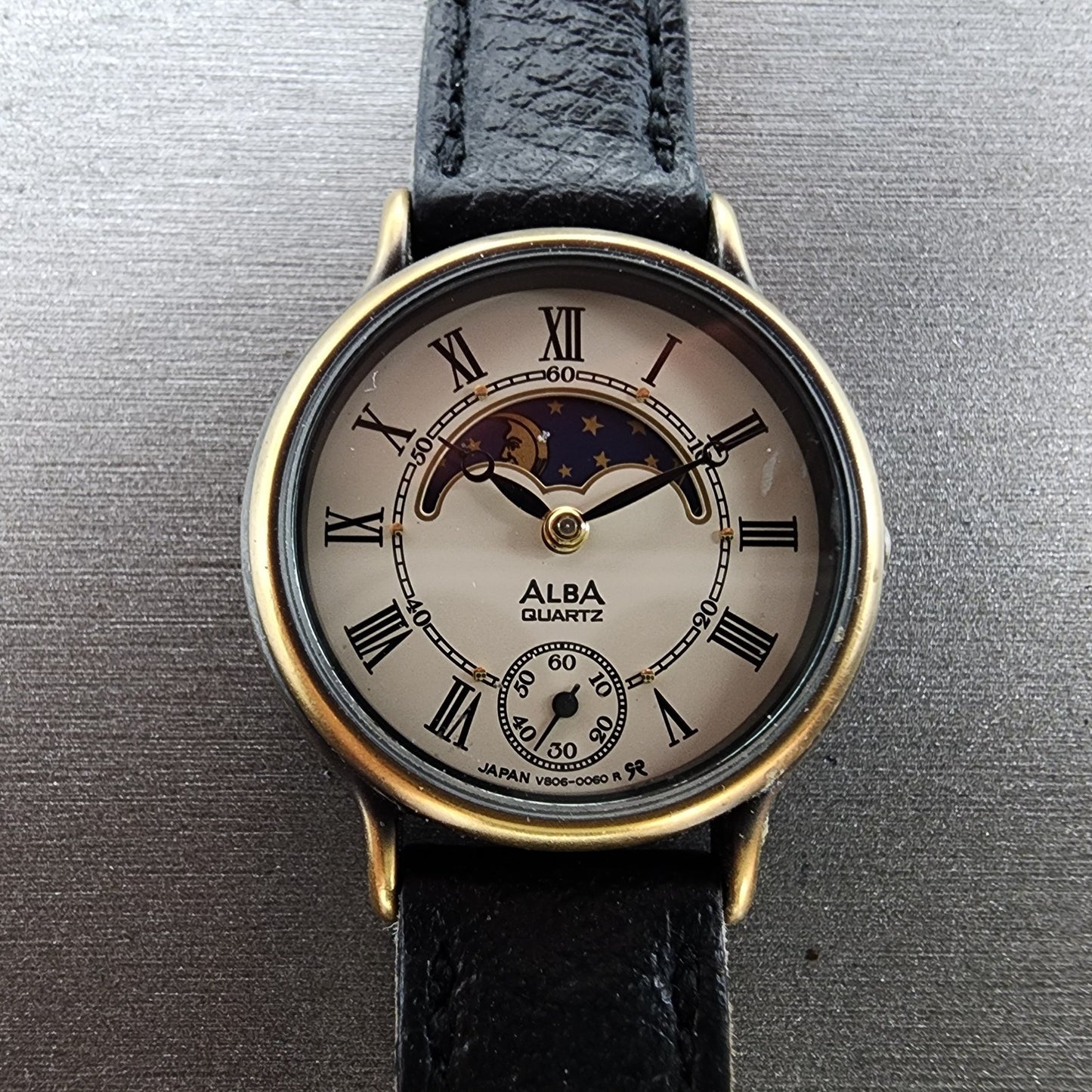 Seiko Alba Sun Moon Watch Women 25mm Cream Dial Gold Tone Date V8060060 NewBat1