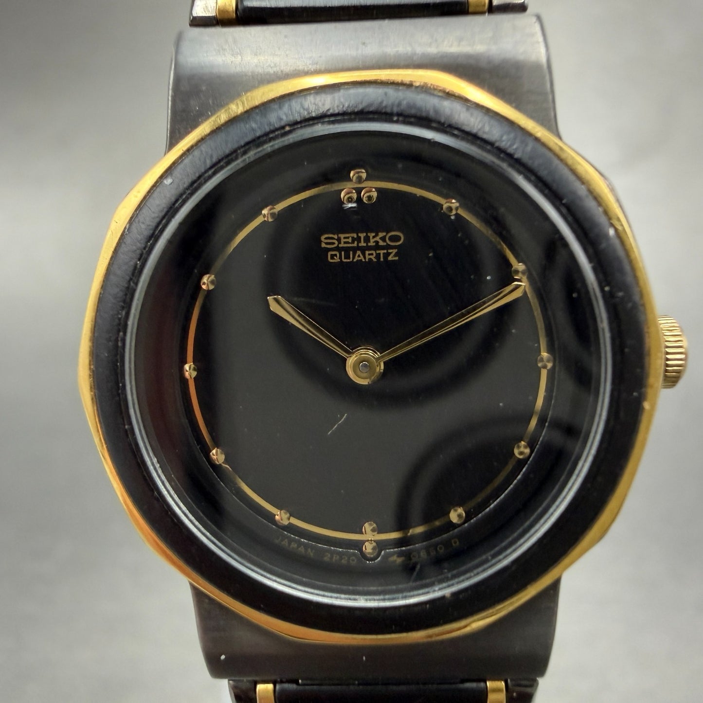Seiko Watch Women 23mm Black Dial Black & Gold Tone 2P20-0200 New Battery VTG1
