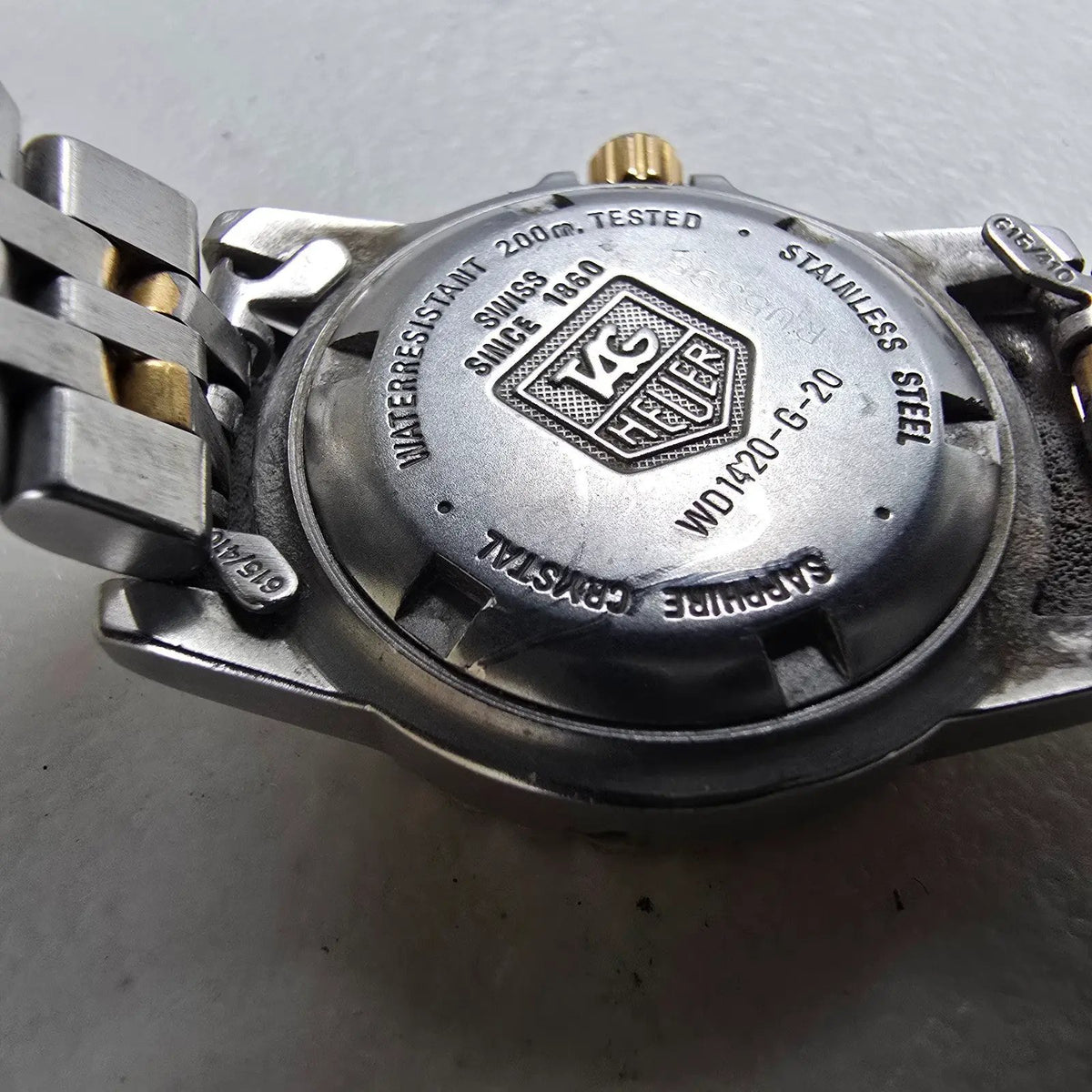 Tag Heuer Professional 200 Dive Watch Women 28mm Gold Dial Two Tone Date NewBatt8