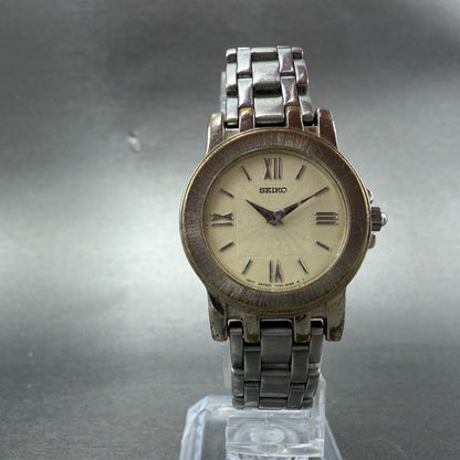 Seiko Watch Women 26mm Cream Dial Silver Tone Round V700-6K99 New Battery VTG5