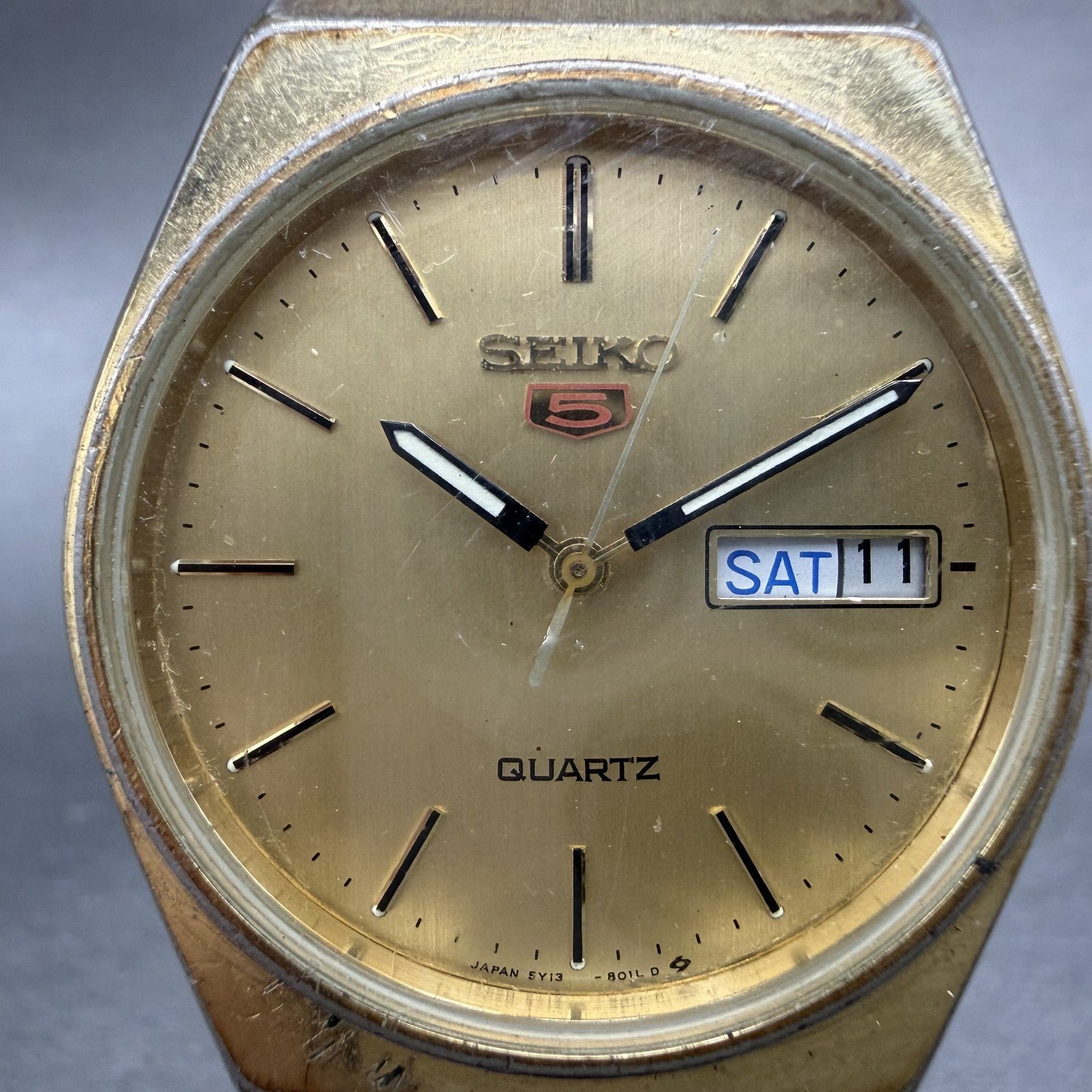 Seiko 5 Watch Men 34mm Champagne Dial Gold Tone Daydate 5Y13-8010 New Batt READ!1