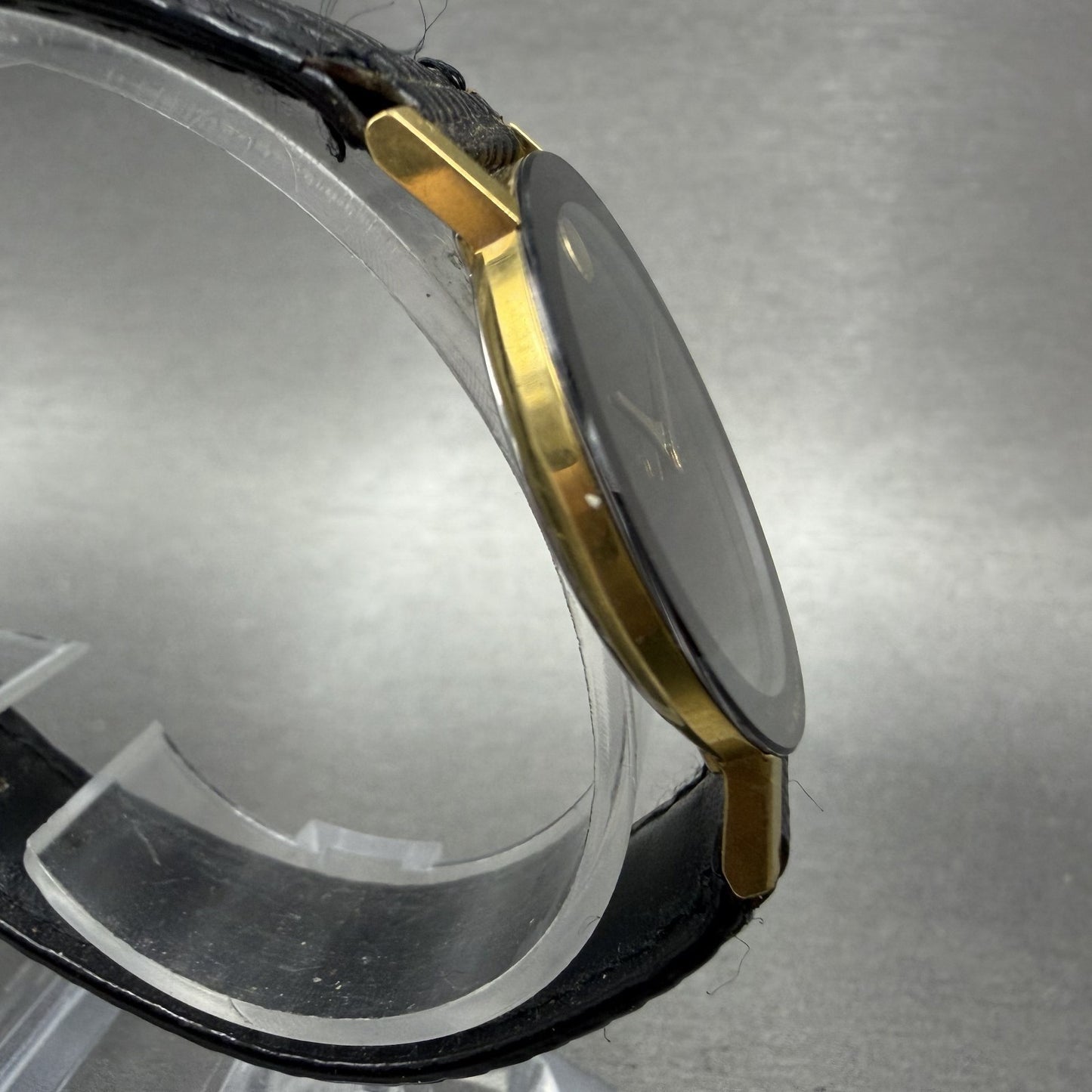 Movado Museum Watch Men 31mm Black Dial Gold Tone Round 8740882 New Battery3