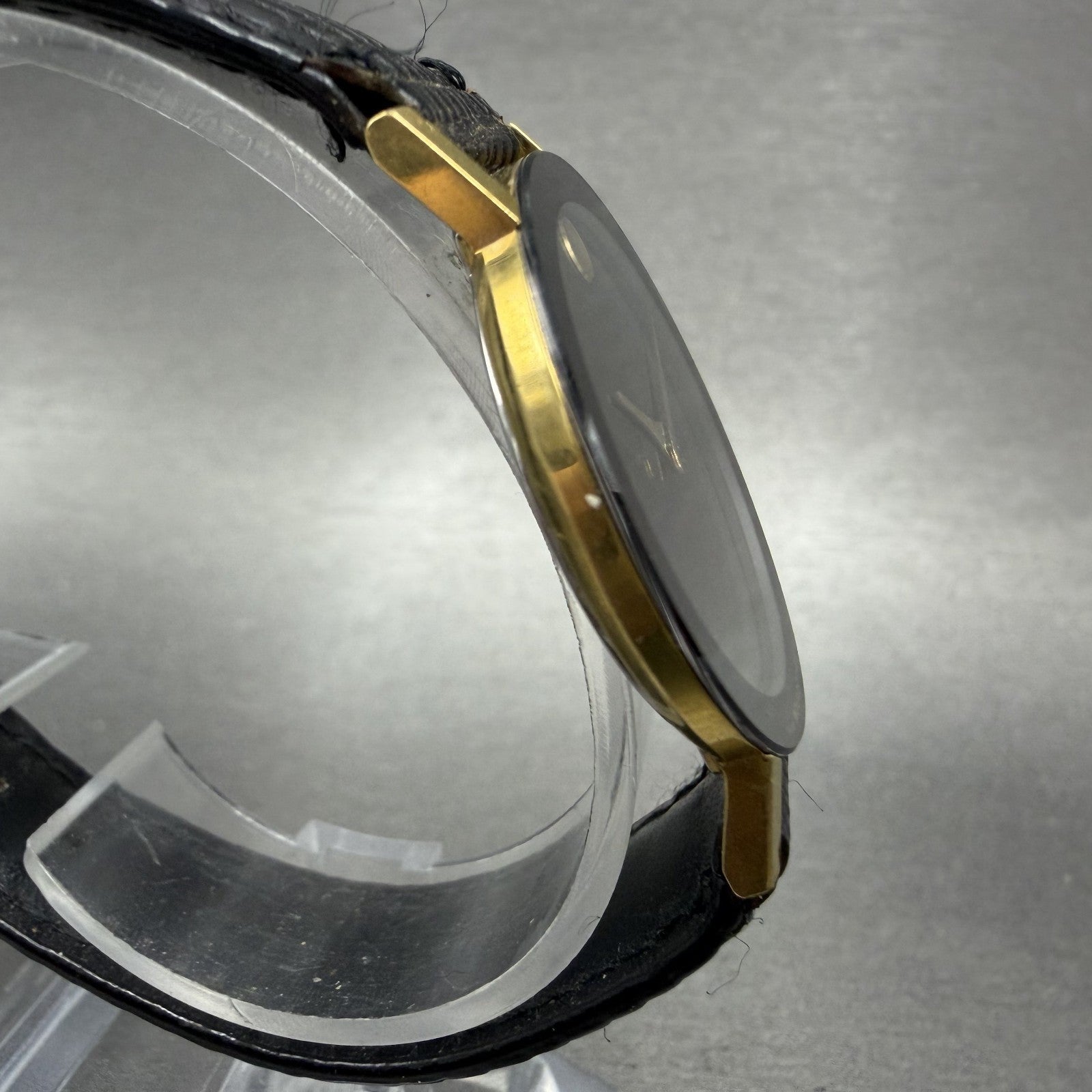 Movado Museum Watch Men 31mm Black Dial Gold Tone Round 8740882 New Battery3