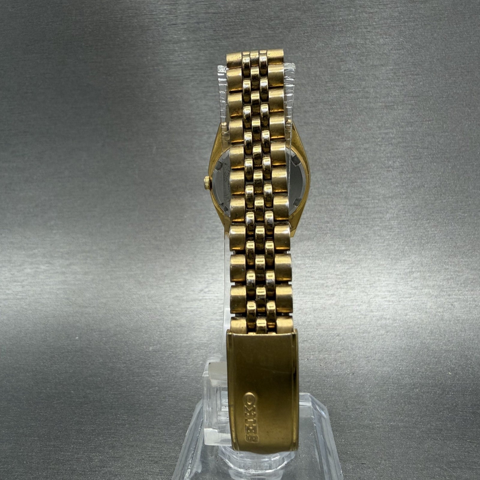 Seiko Watch Women 25mm Gold Dial Gold Tone Daydate Round 7N830041 New Battery7