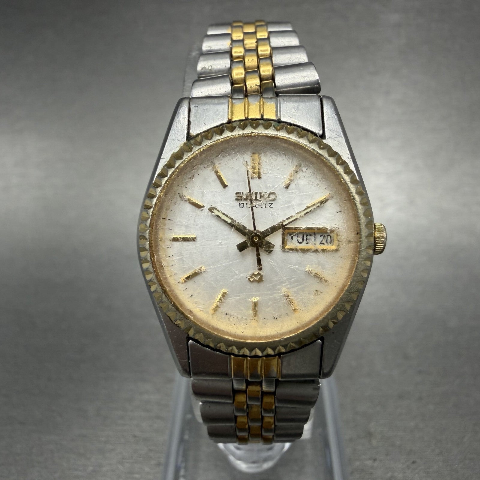 Seiko SQ Watch Women 24mm White Dial Two Tone Daydate 3y03-0169 New Battery KFW0