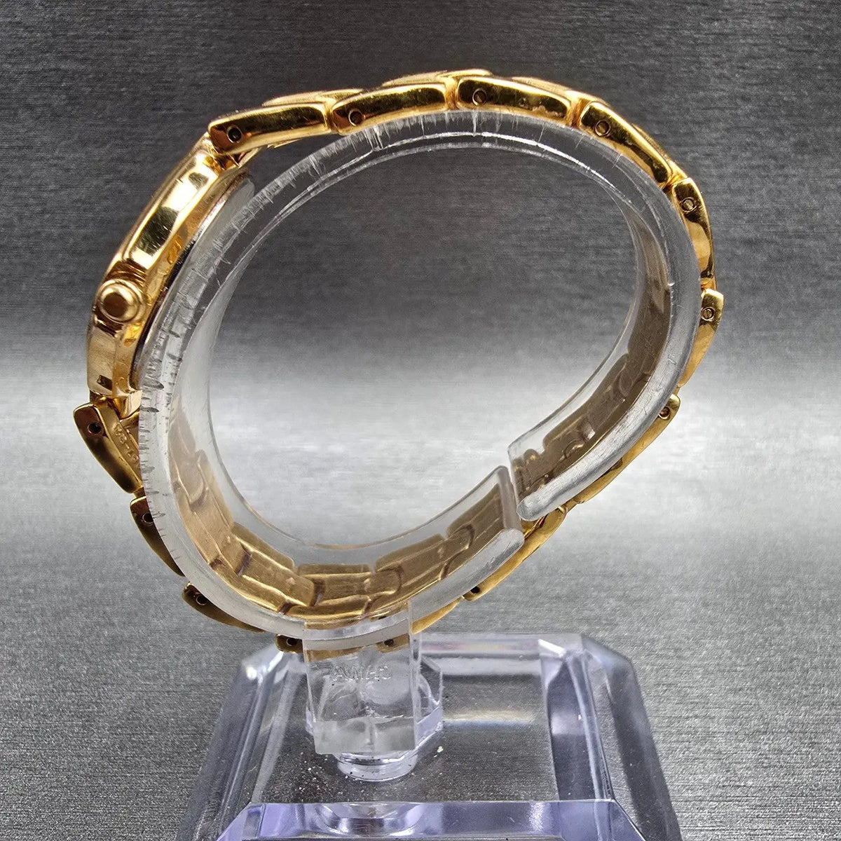 Seiko Watch Women 22mm White Dial Gold Tone Oval 1N01-6E90 New Battery Vintage6