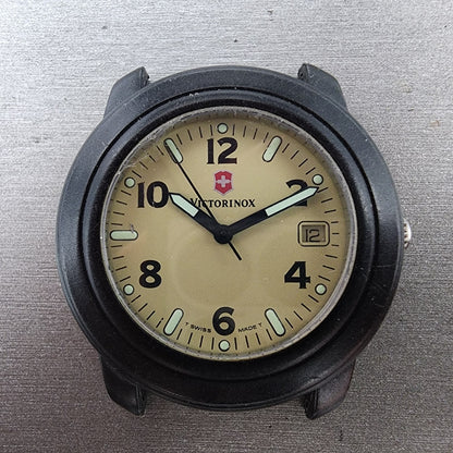 Victorinox Swiss Army Watch Men 40mm Biege Dial Black Tone Date Round New Batt1