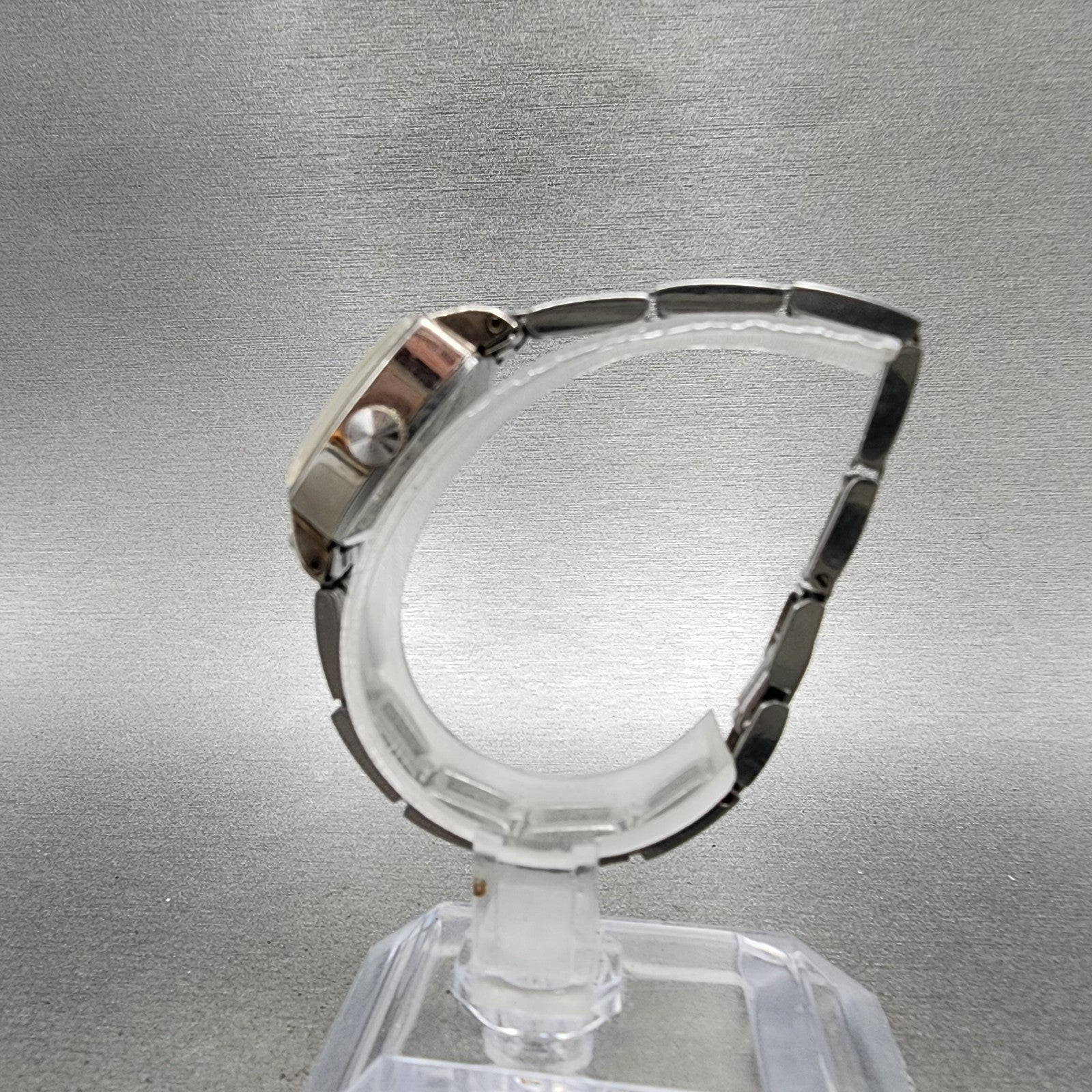 Seiko Chorus Tank Watch Women 17mm Silver Dial Silver Tone Rectangle Manual Runs5
