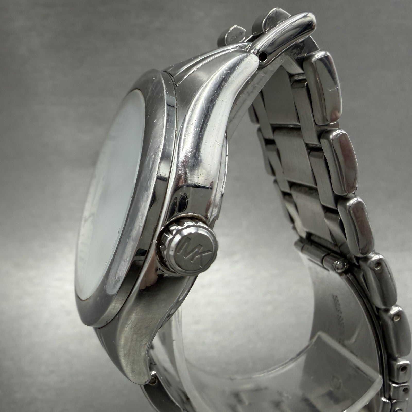 Michael Kors Watch Women 40mm MOP Dial Silver Tone Round MK5325 New battery2