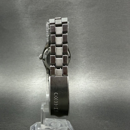 Seiko Automatic Watch Women 24mm Red Dial Silver Tone Date 2205-0679 Runs ABC7