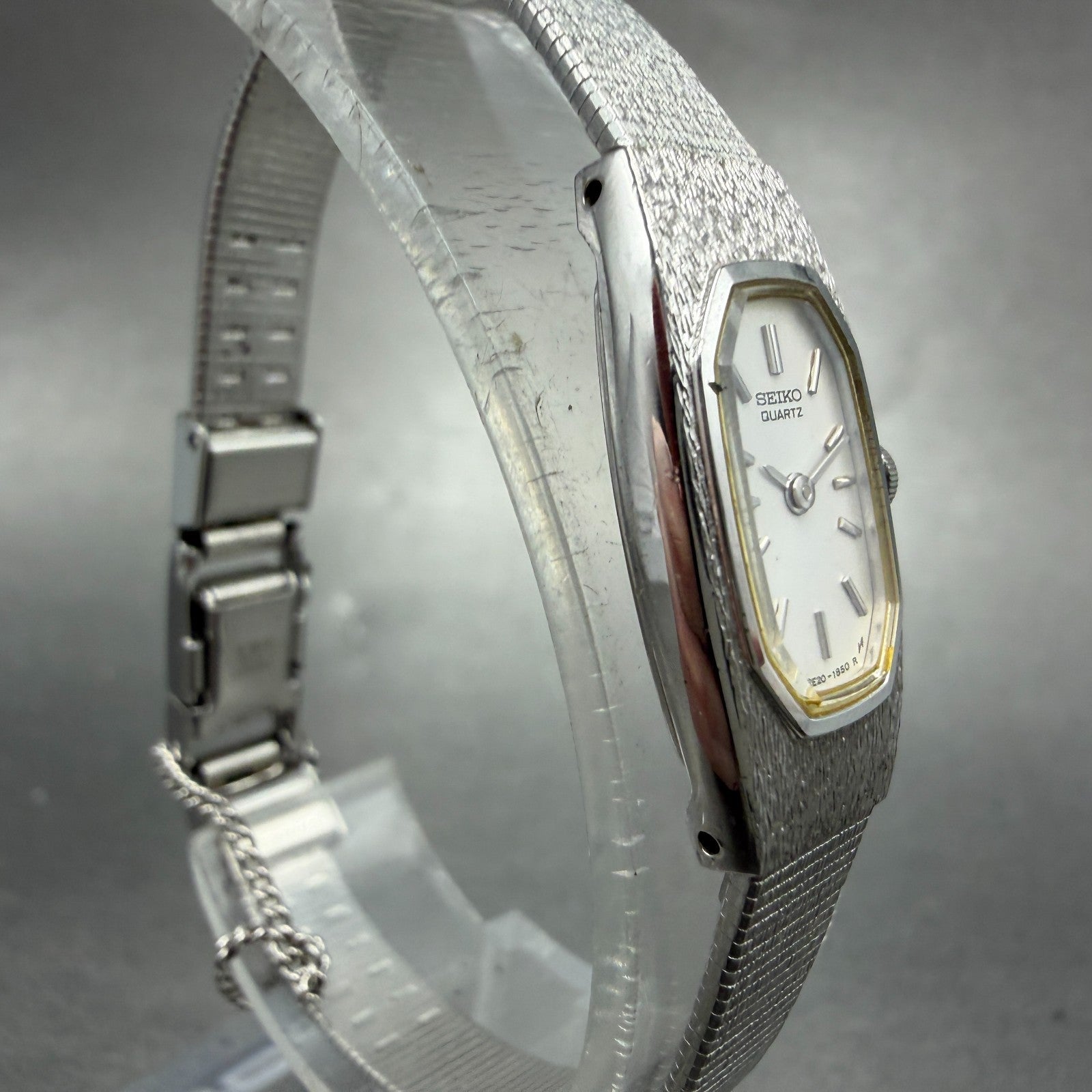 Seiko Tank Watch Women 13mm Silver Dial Silver Tone 2E20-6469 New Battery3