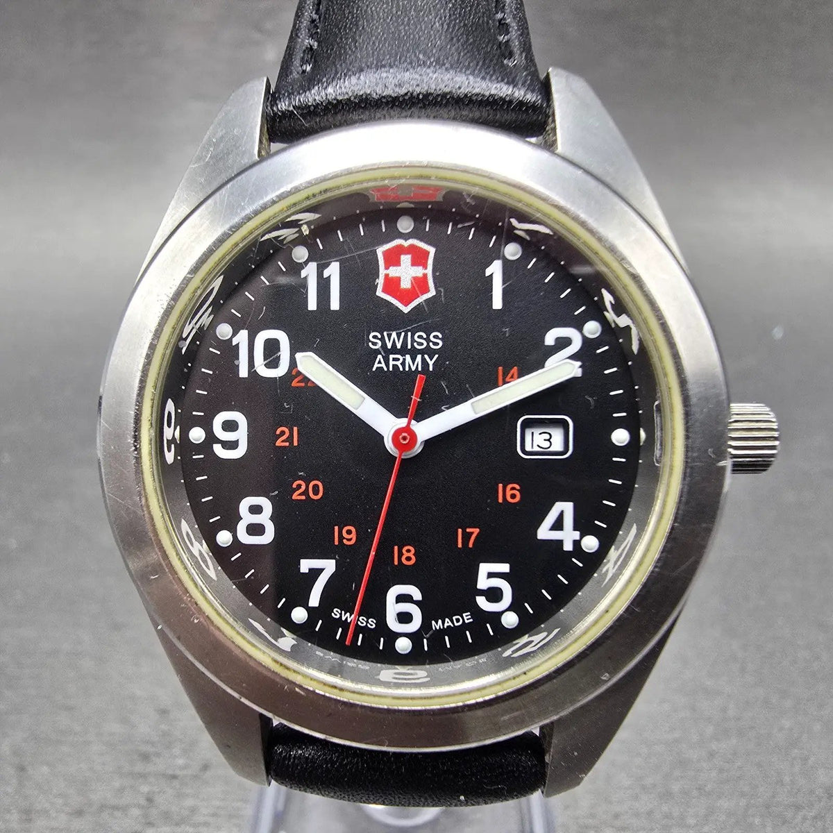 Swiss Army Garrison Watch Women 34mm Black Dial Steel Date Round New Battery0