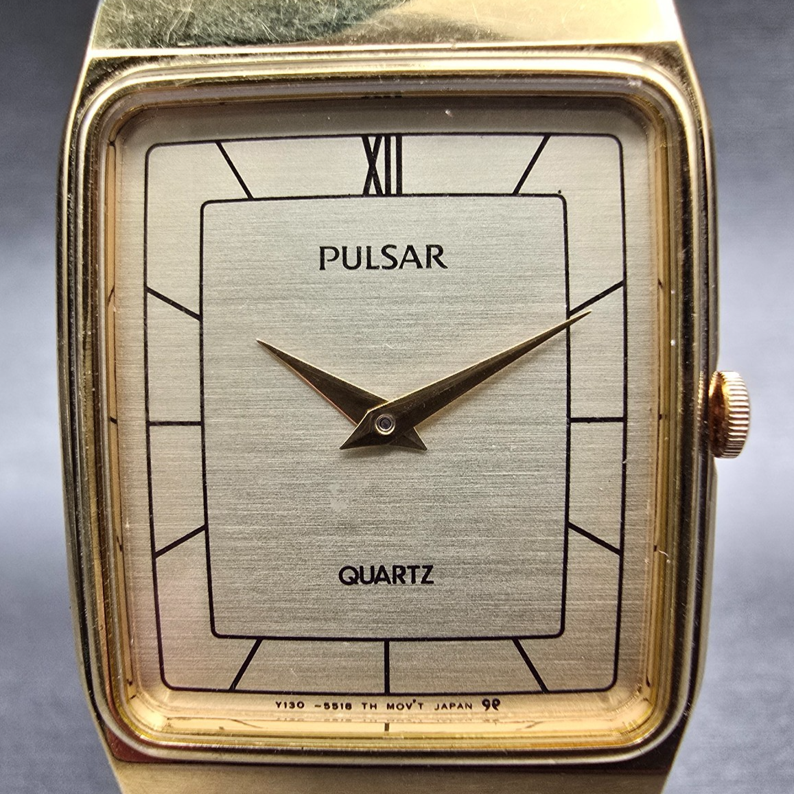 Seiko Pulsar Watch Men 27mm Champagne Dial Gold Tone Rectangle Y130-5240 New Bat1
