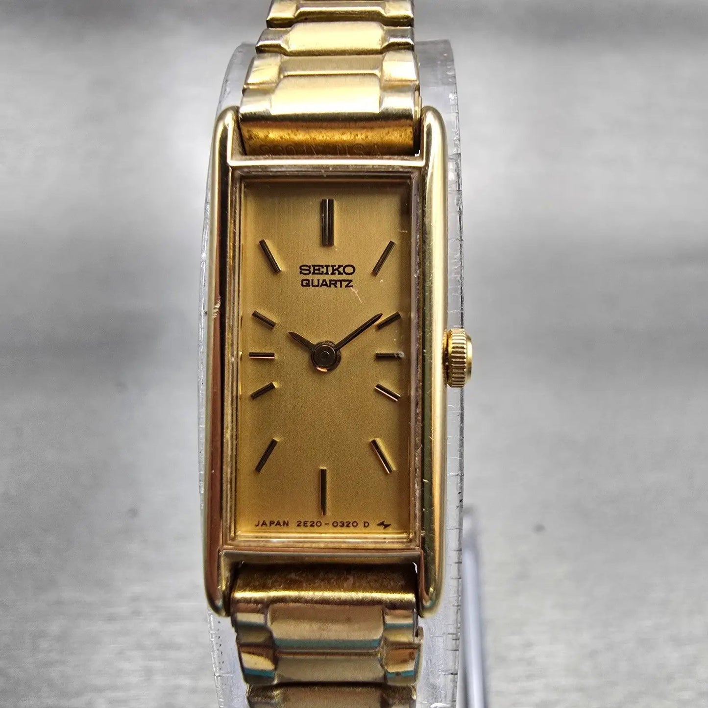 Seiko Tank Watch Women 12mm Gold Dial Gold Tone Rectangle 2E20-5239 New Battery0