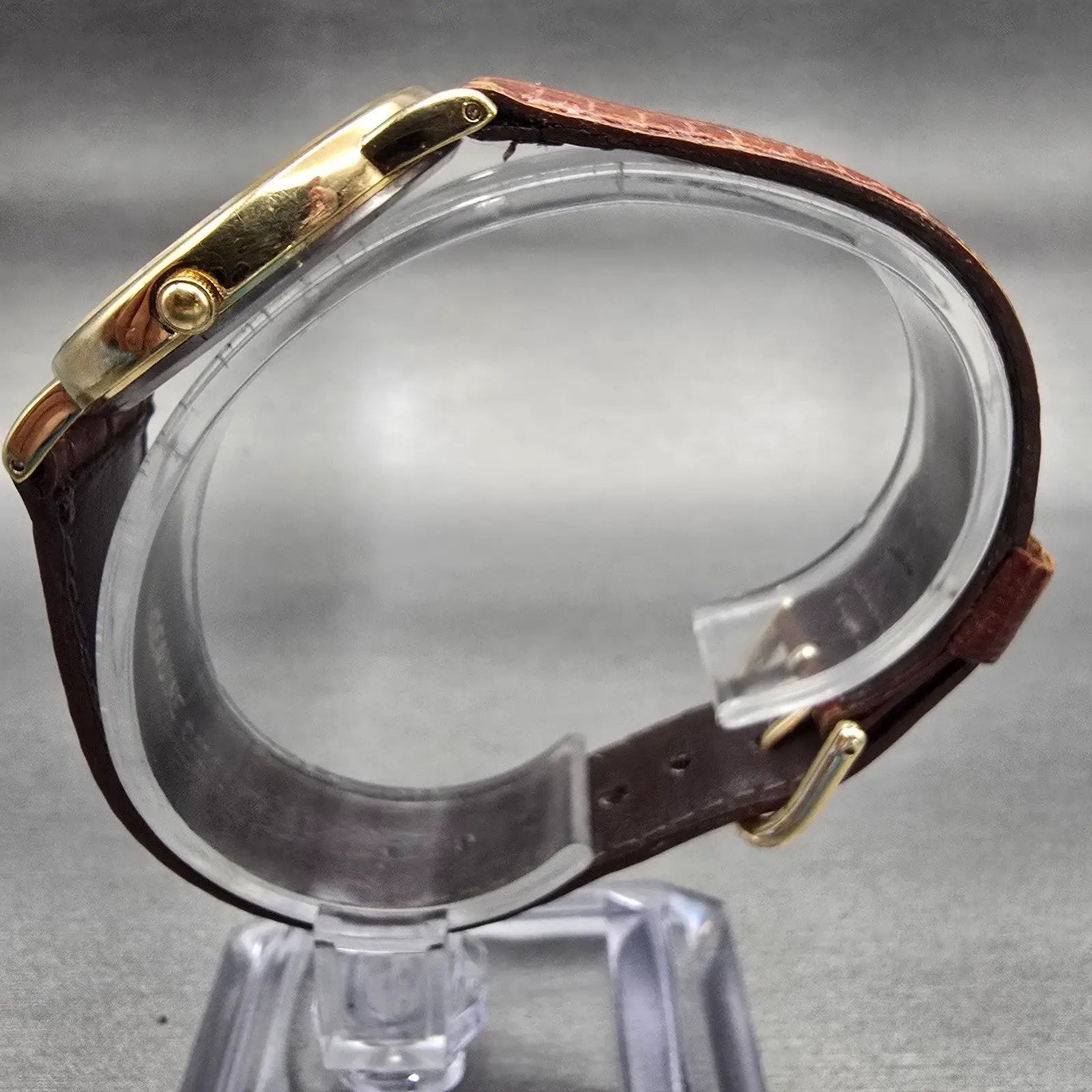 Seiko Watch Men 32mm Cream Dial Gold Tone Round 5Y30-7009 New Battery Vintage6