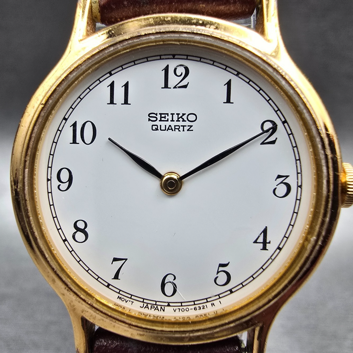 Seiko Watch Women 26mm White Dial Gold Tone Round V700-6091 New Battery VTG1