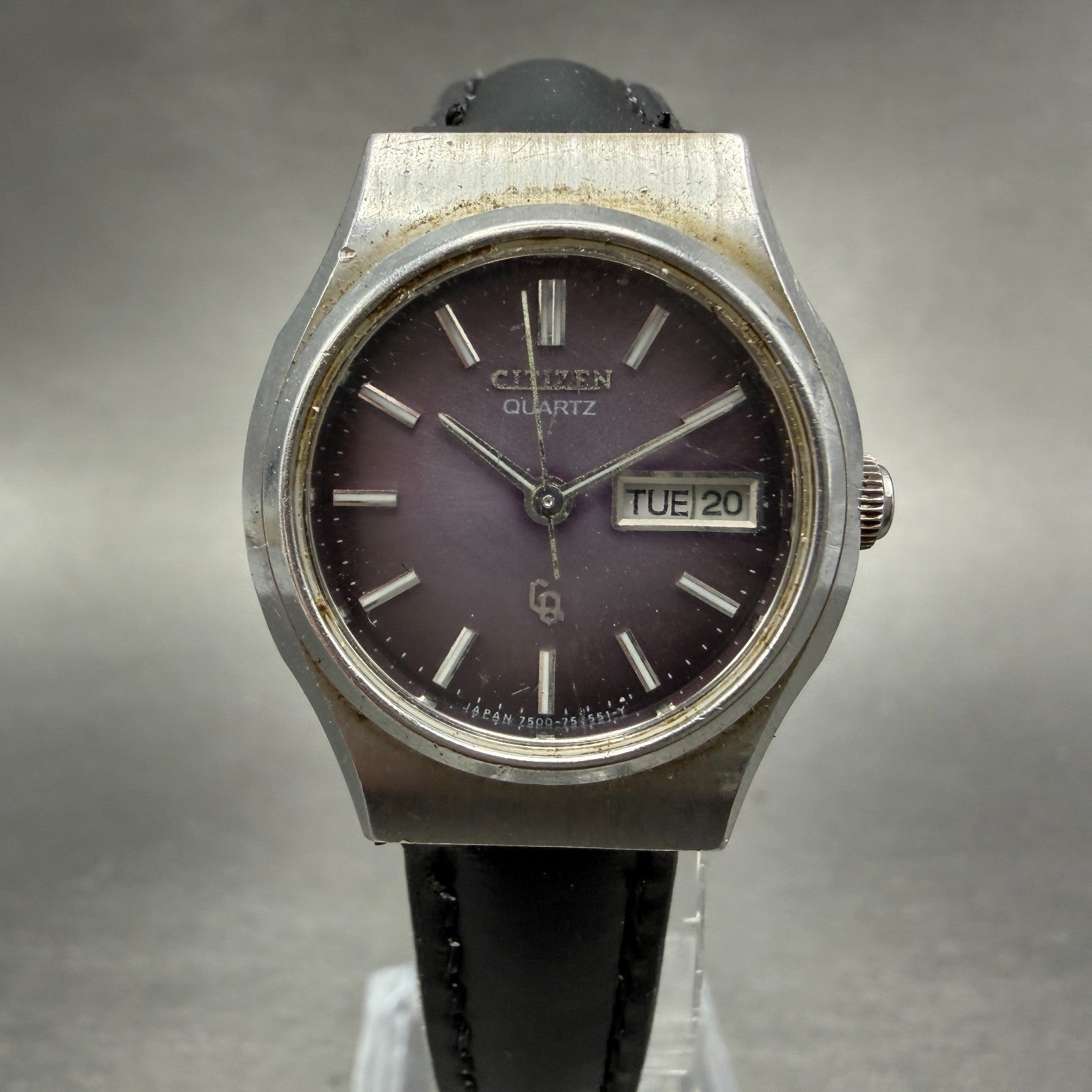 Citizen CQ Watch Women 26mm Purple Dial Silver Tone Daydate Round New Battery AB0
