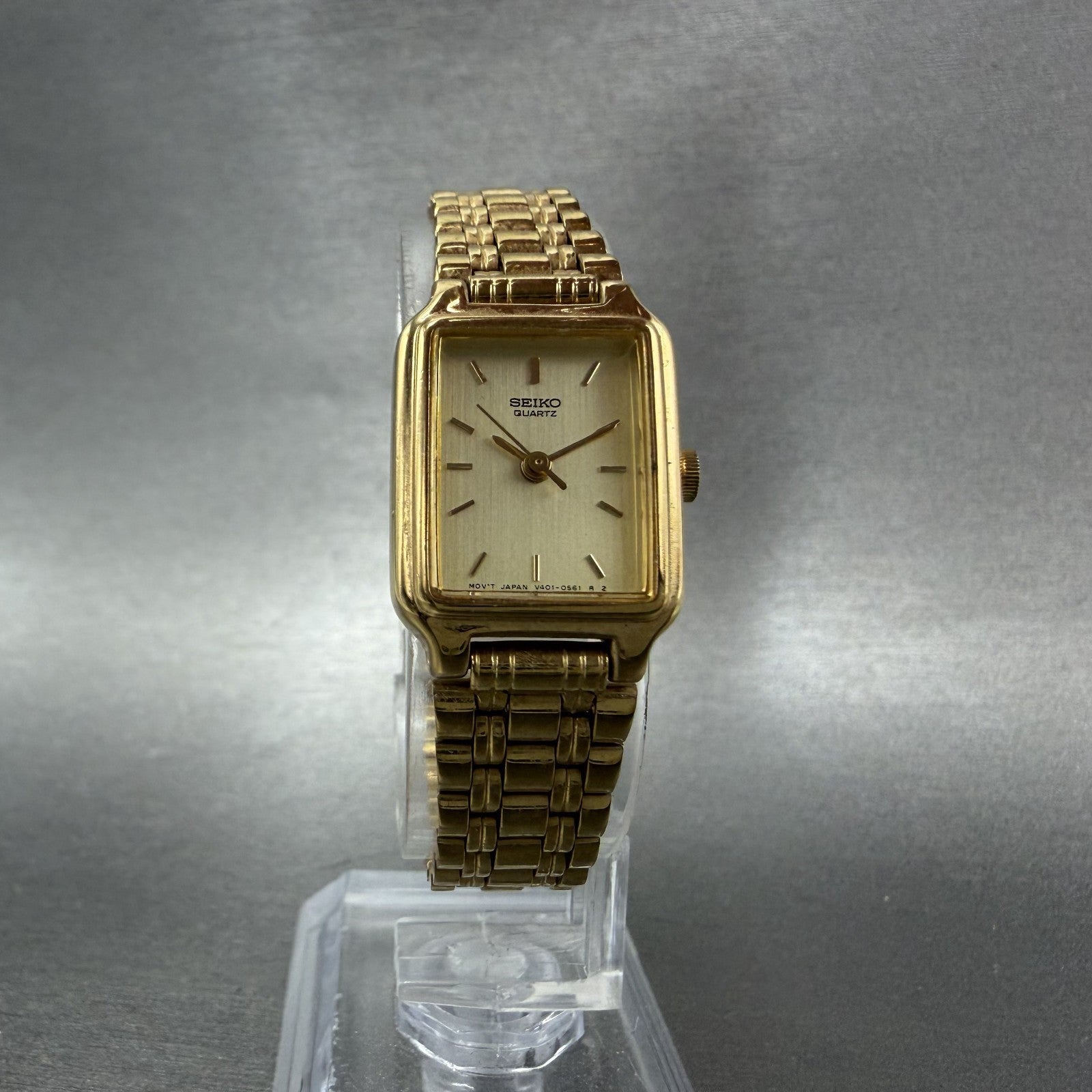 Seiko Tank Watch Women 18mm Champagne Dial Gold Tone Rectangle V401-5129 NewBatt5