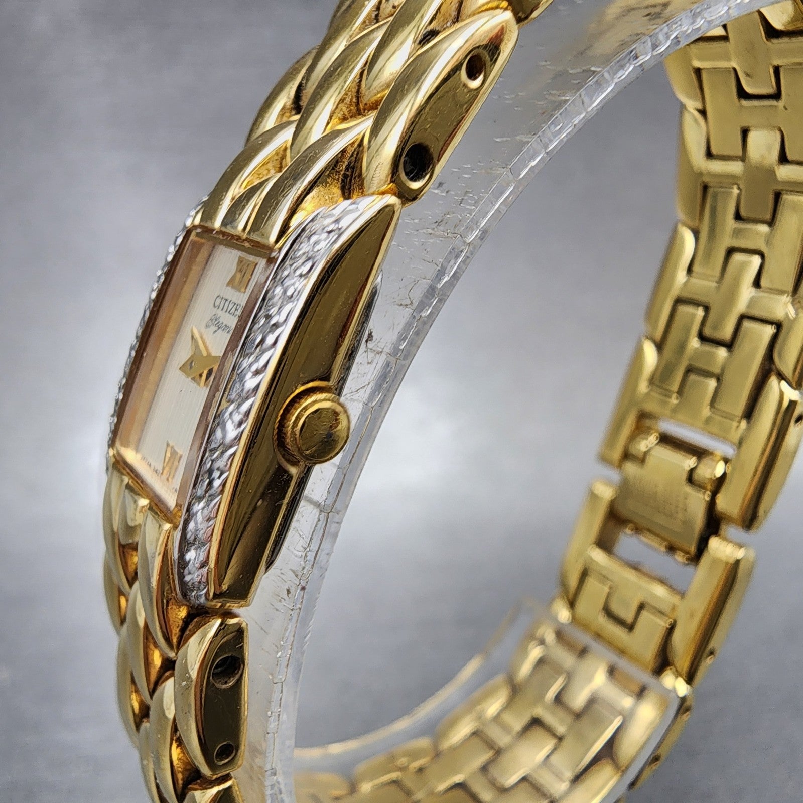 Citizen Elegance Tank Watch Women 15mm Champagne Dial Gold Tone New Battery2