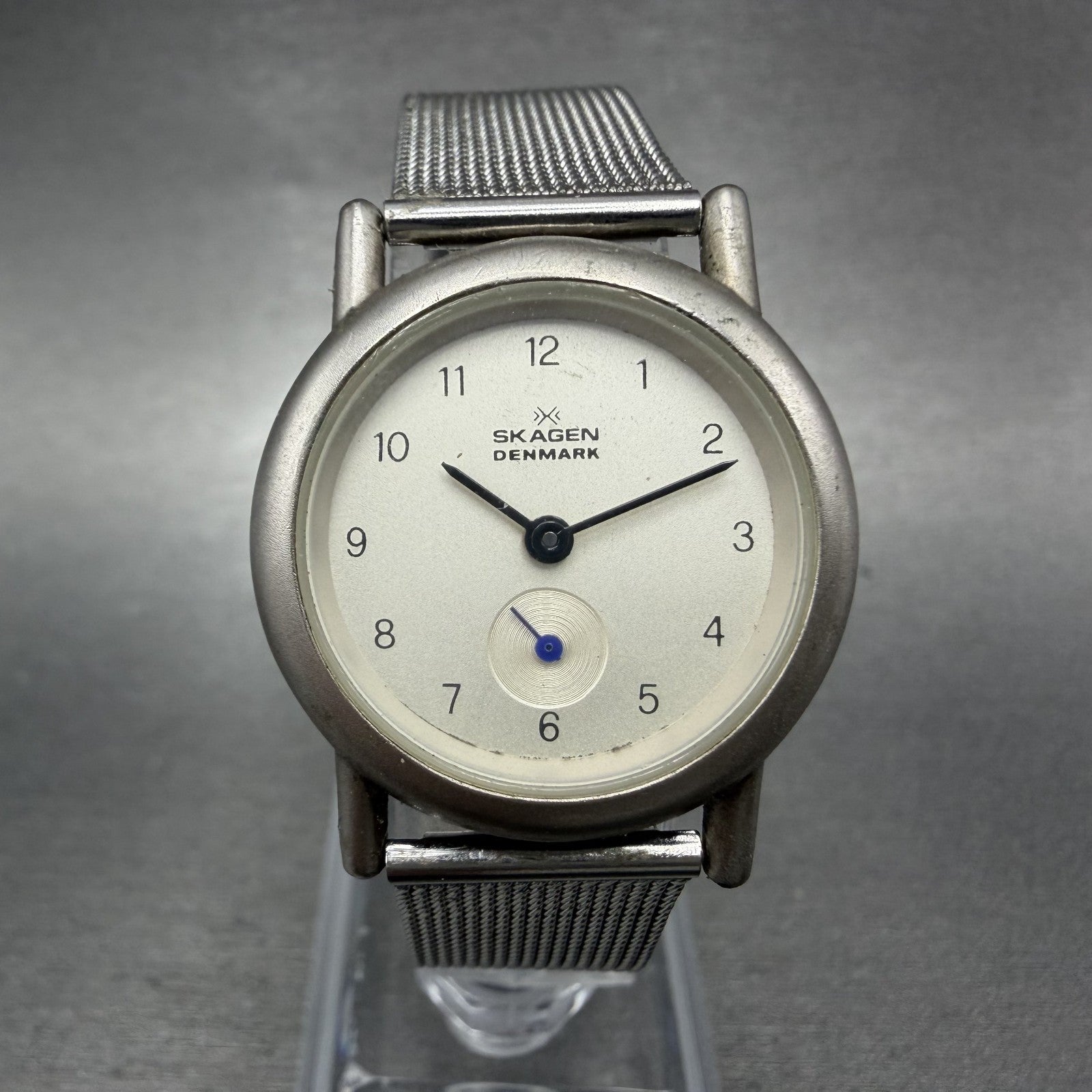 Skagen Watch Women 28mm Silver Dial Silver Tone Small Seconds Round New Battery0